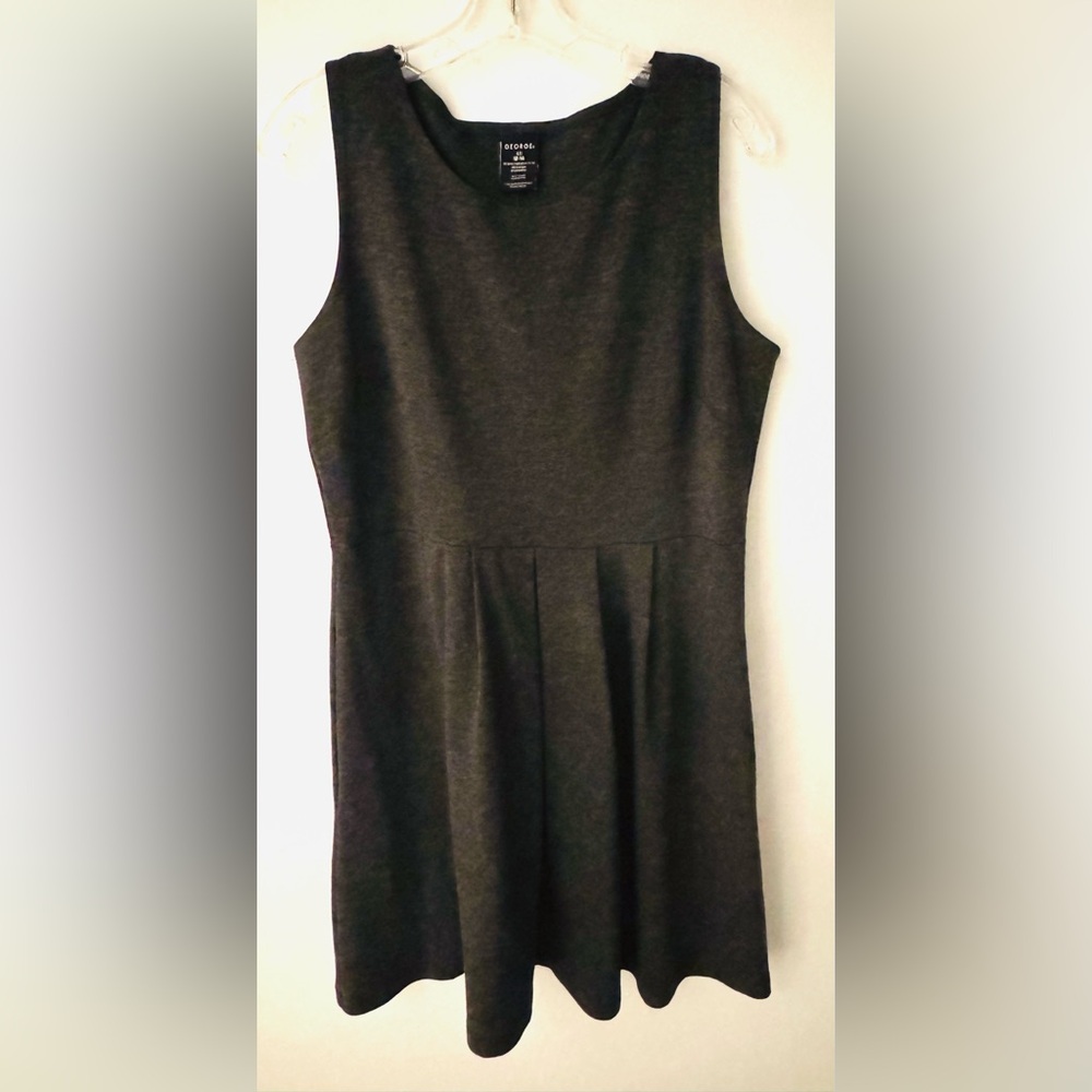 Size L grey sleeveless dress whimsygoth Y2K dark academia basic staple wardrobe